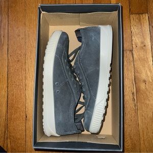 ECCO Byway Dark Shadow Sneakers Men's Size 9-9.5. Brand new in box. NWT